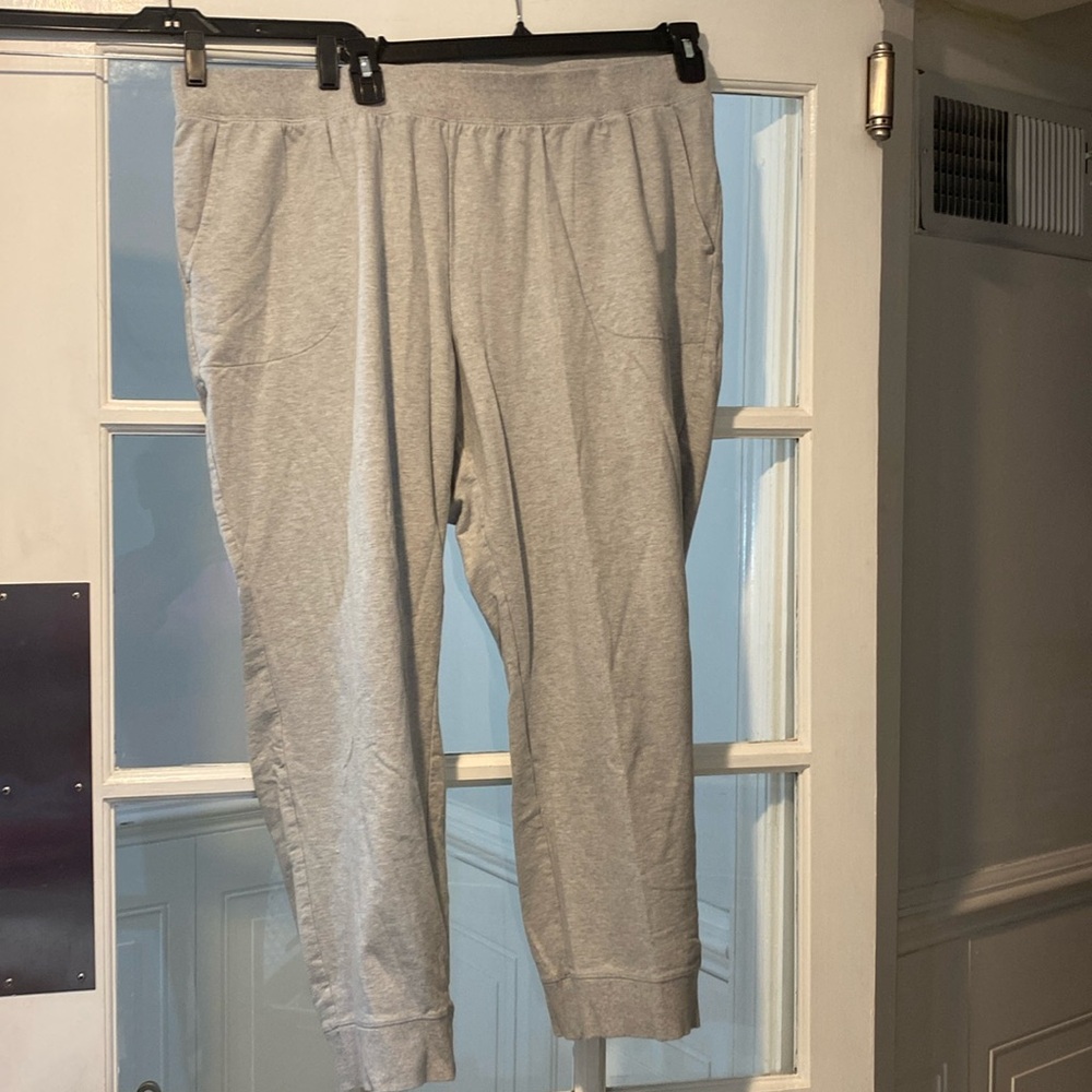 D&Co size 2XP inseam 30 inches pants good condition